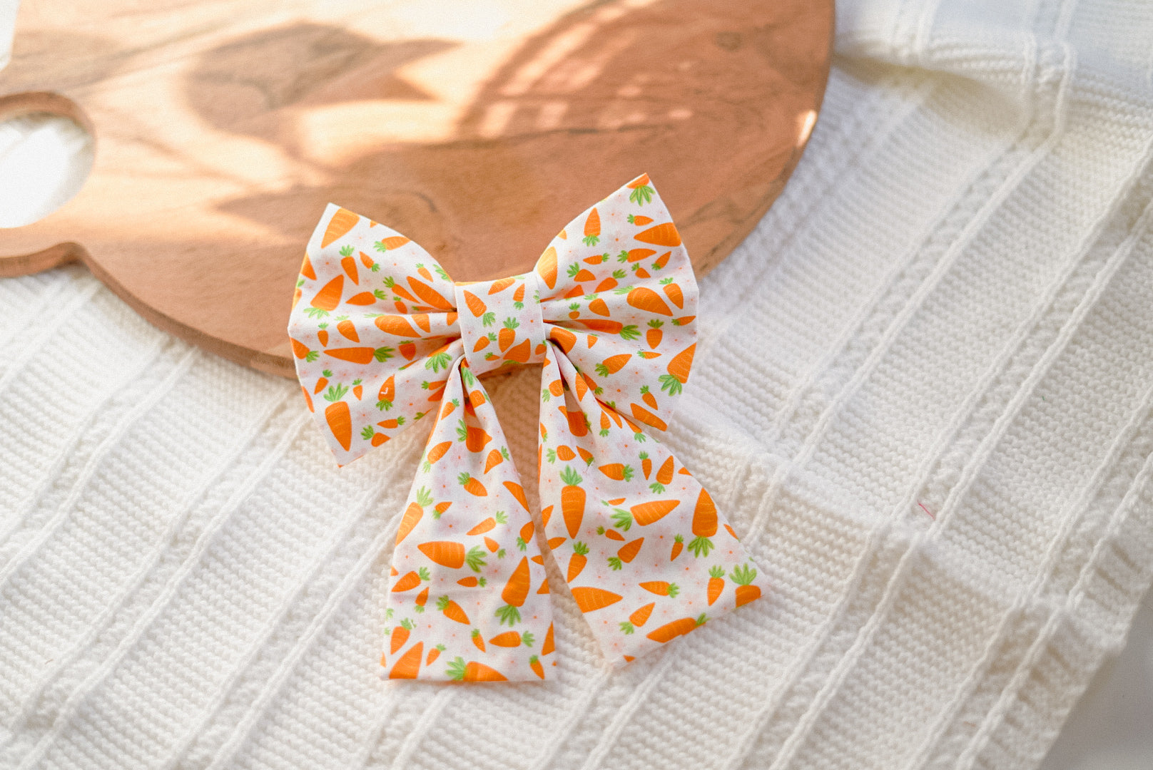 Carrot Cutie Bow