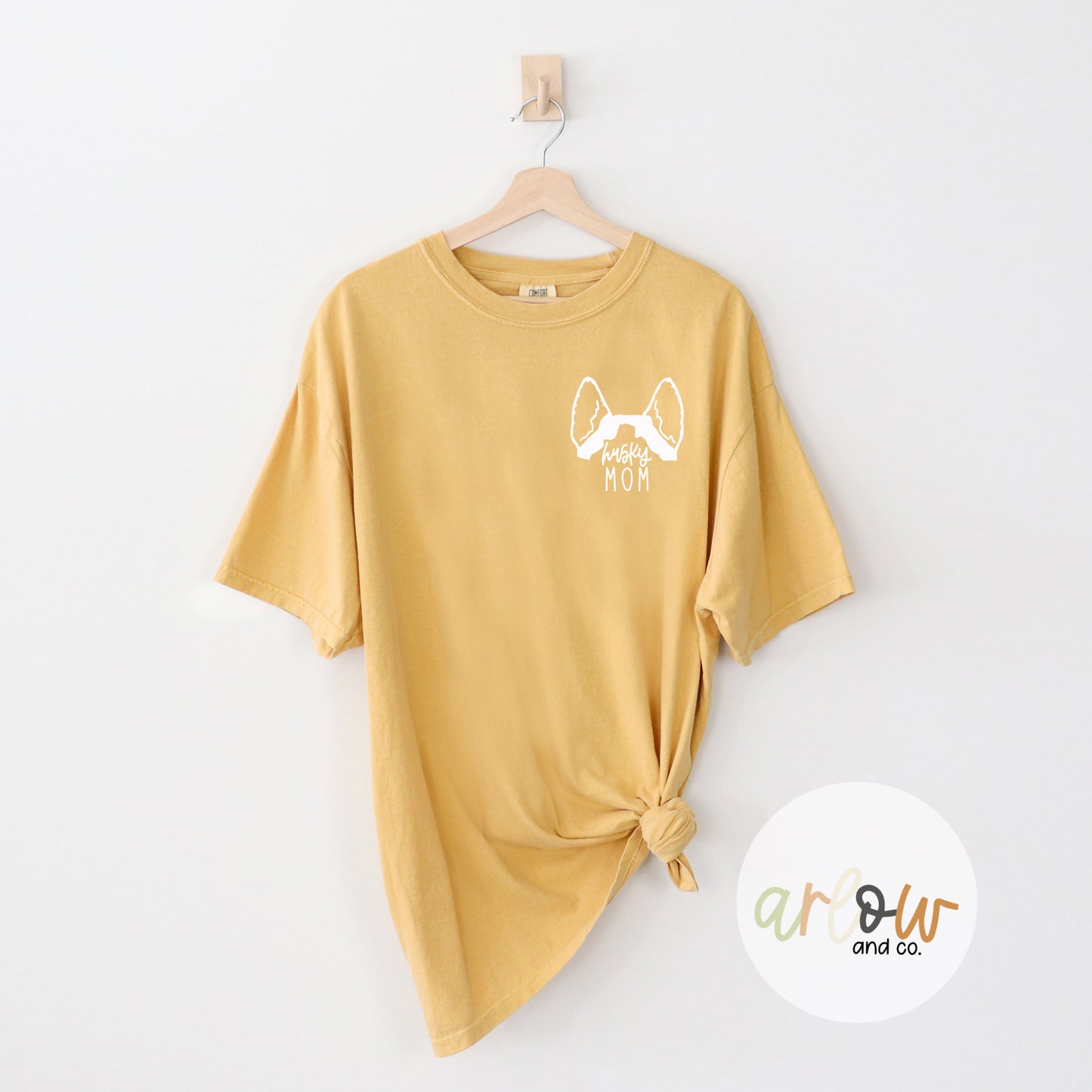 Dog Mom breed ears | T-Shirt